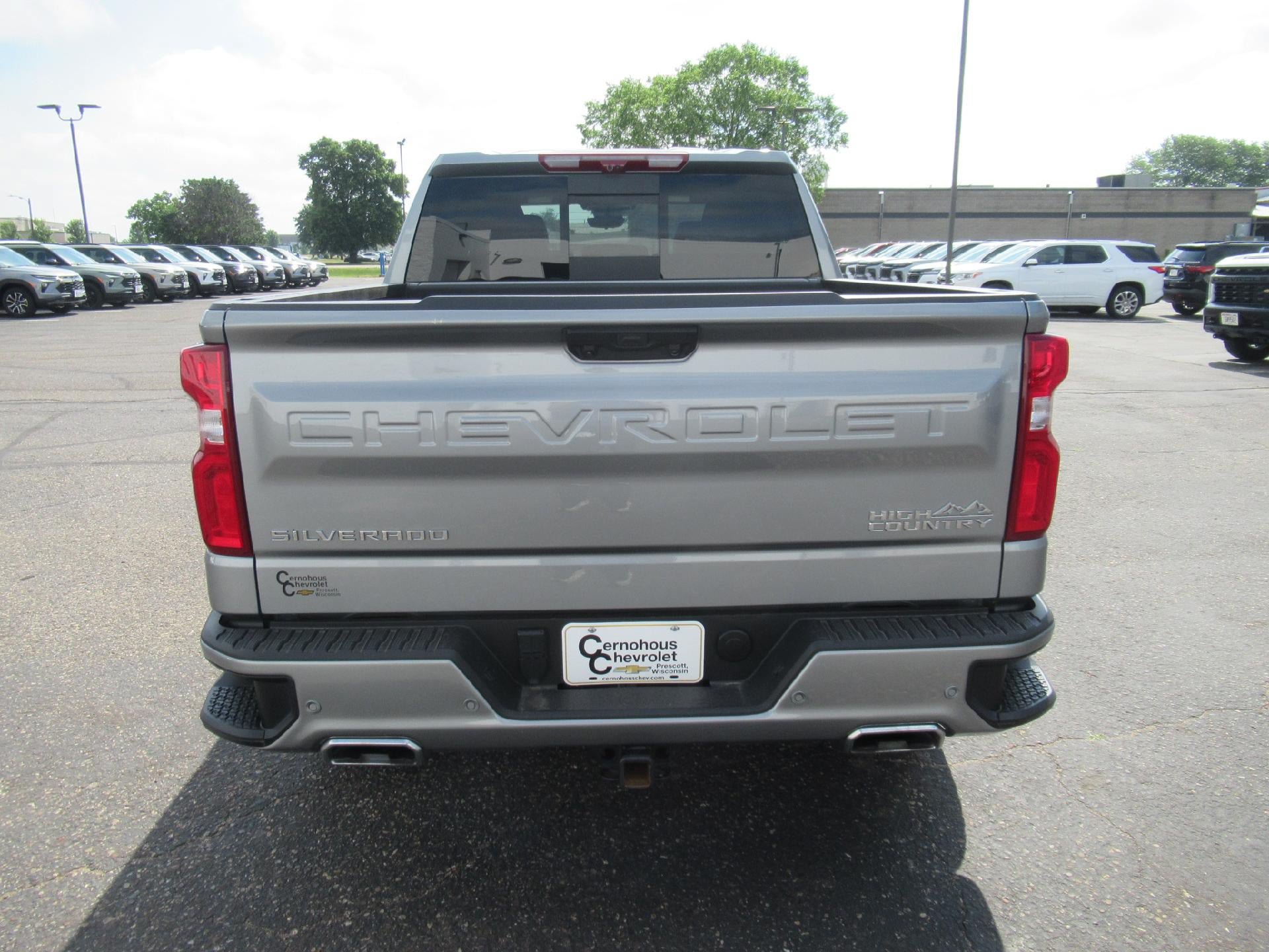 Certified 2025 Chevrolet Silverado 1500 High Country w/ Technology Package AWD/4WD image 6