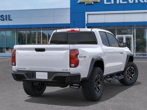 New 2026 Chevrolet Colorado ZR2 w/ Technology Package AWD/4WD image 4