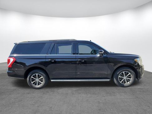 Used 2021 Ford Expedition Max XLT RWD image 2