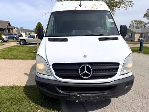 Used 2013 Mercedes-Benz Sprinter 3500 w/ Premium Pkg image 3
