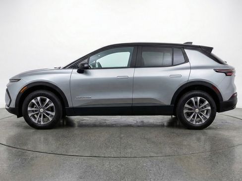 Used 2025 Chevrolet Equinox LT image 5