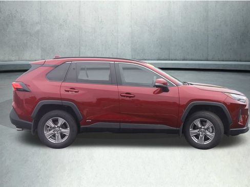 Certified 2025 Toyota RAV4 XLE w/ Convenience Package AWD/4WD image 13