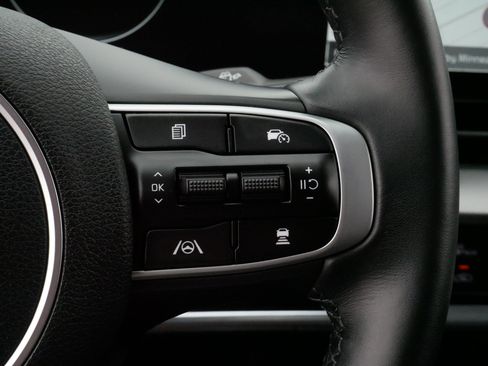 Used 2025 Kia Sportage SX FWD image 26