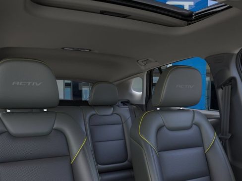 New 2026 Chevrolet Trax ACTIV FWD image 24
