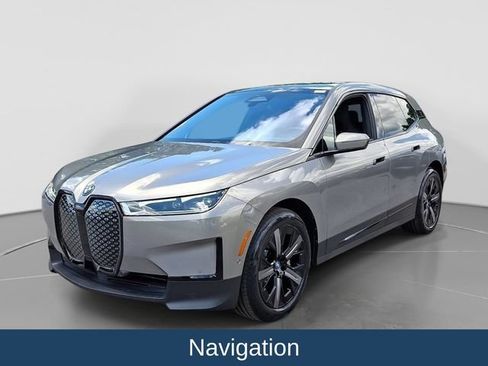 Used 2023 BMW iX xDrive50 AWD/4WD image 4