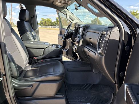 Used 2021 Chevrolet Silverado 1500 RST AWD/4WD image 15