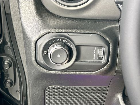 Used 2023 Jeep Wrangler Unlimited Sport AWD/4WD image 10