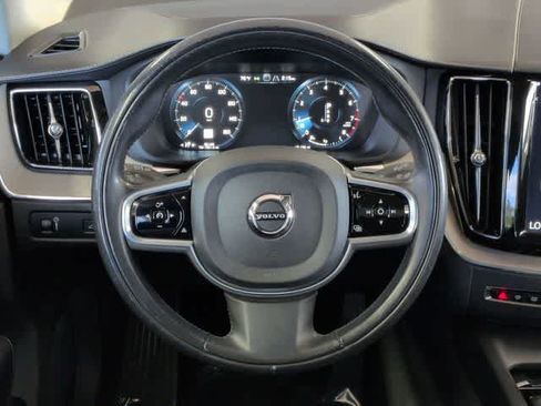 Used 2018 Volvo XC60 T6 Inscription w/ Convenience Package image 25