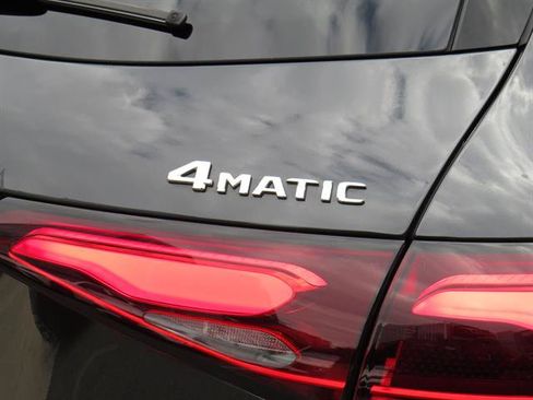 Used 2026 Mercedes-Benz GLC 300 4MATIC image 30