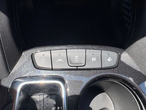 Used 2026 Chevrolet TrailBlazer LT w/ LT Cold Weather Package FWD image 4