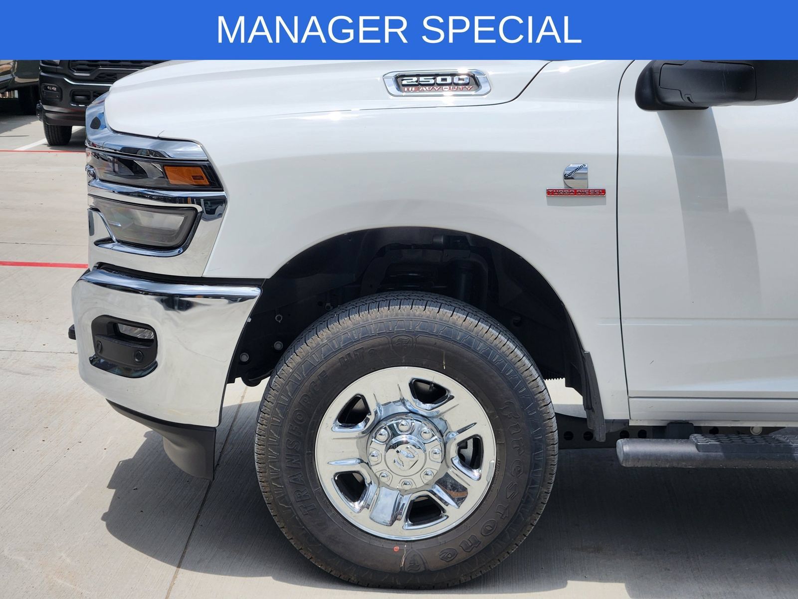 New 2026 RAM 2500 Tradesman AWD/4WD image 10