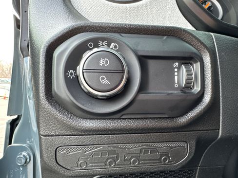 New 2026 Jeep Gladiator Sport image 15