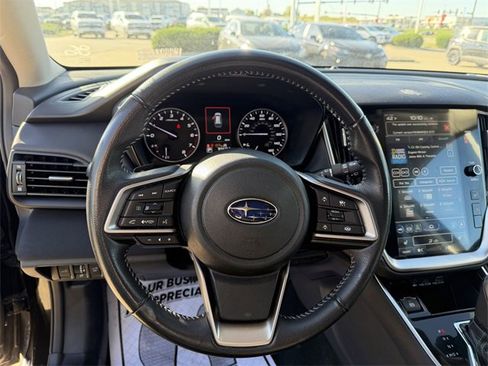 Used 2023 Subaru Outback Premium image 14