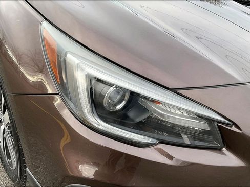 Used 2019 Subaru Outback 2.5i Limited w/ Popular Package #2 image 32