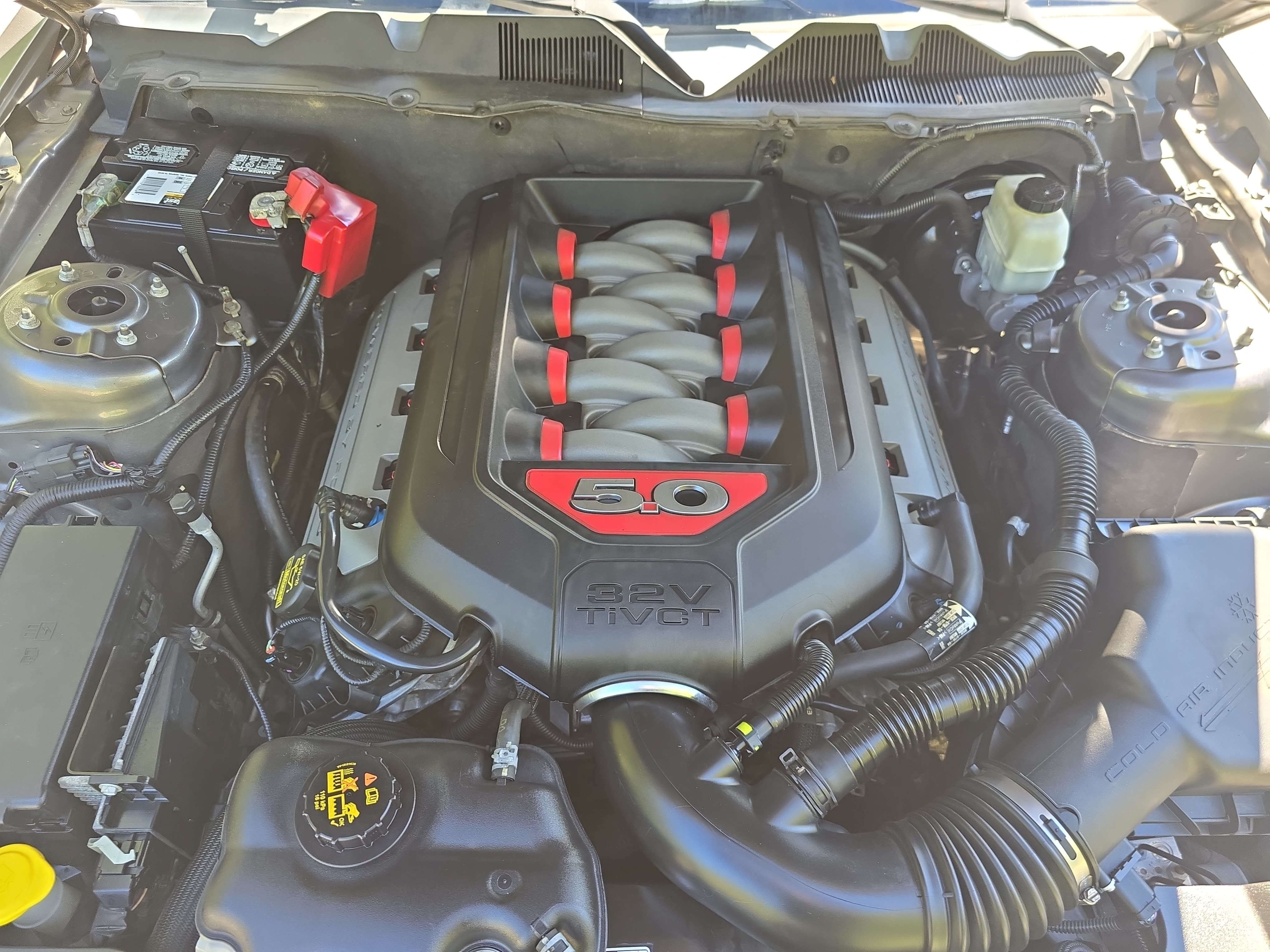 Used 2013 Ford Mustang GT Premium w/ Comfort Pkg RWD image 27