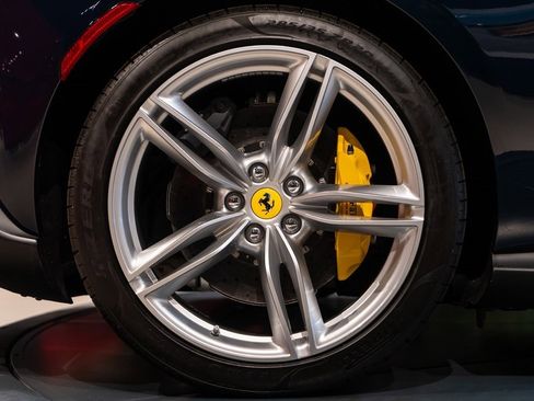 Certified 2024 Ferrari Roma Spider image 16