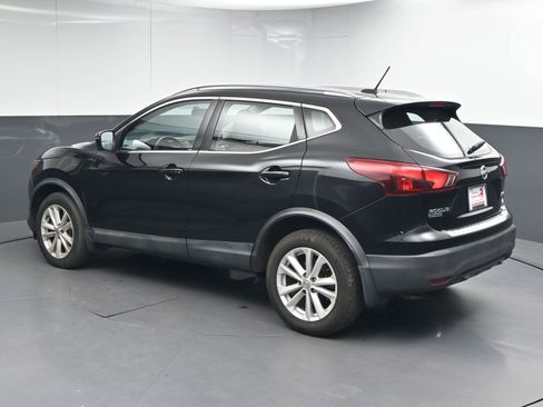 Used 2018 Nissan Rogue Sport SV w/ SV Technology Package image 5
