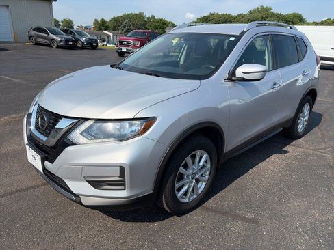 Used 2018 Nissan Rogue SV AWD/4WD image 1