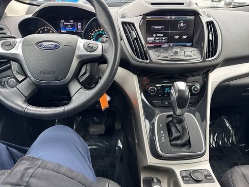 Used 2013 Ford Escape SEL image 18