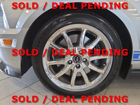 Used 2009 Ford Mustang Shelby GT500 RWD image 14