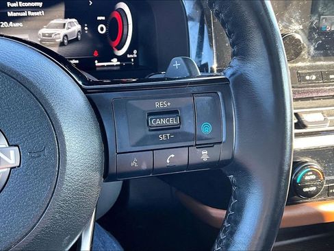 Used 2022 Nissan Pathfinder Platinum w/ Cargo Package image 20