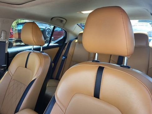 Certified 2025 Nissan Sentra SV w/ SV Premium Package FWD image 14