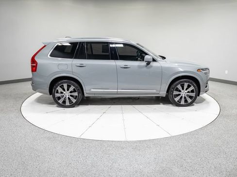 Used 2025 Volvo XC90 B6 Plus w/ Protection Package Premier AWD/4WD image 9