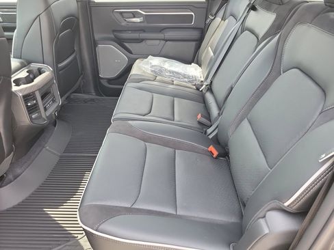 New 2026 RAM 1500 Laramie AWD/4WD image 17