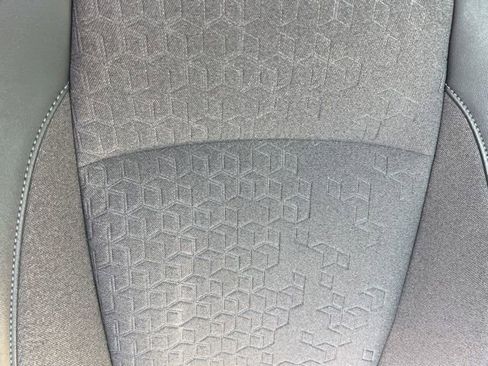 Certified 2025 Kia Seltos S FWD image 36
