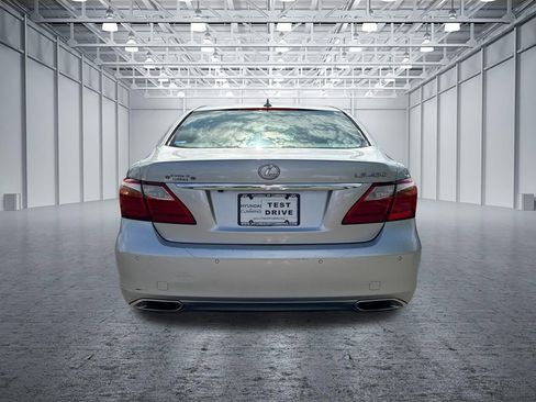 Used 2012 Lexus LS 460 w/ Comfort Pkg image 6