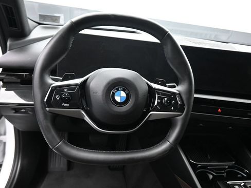 Used 2026 BMW 530i RWD image 16