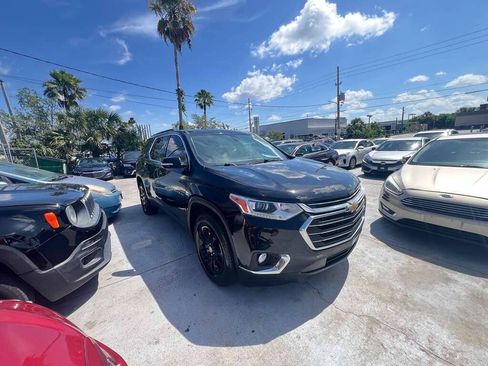 Used 2020 Chevrolet Traverse LT FWD image 8