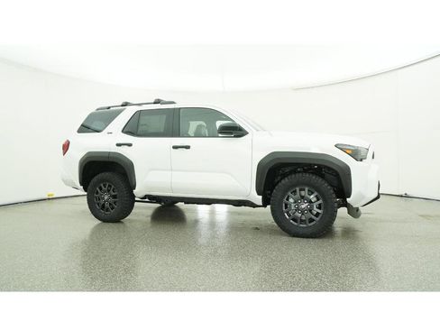 New 2025 Toyota 4Runner SR5 image 28