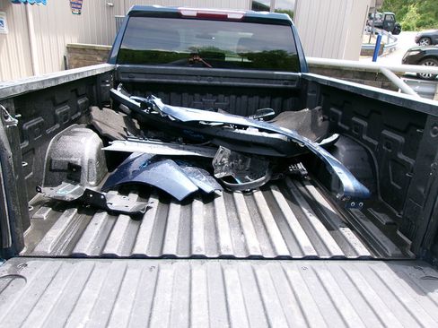 Used 2019 Chevrolet Silverado 1500 Custom w/ Custom Convenience Package image 10