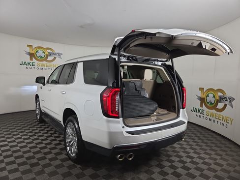 Certified 2024 GMC Yukon Denali AWD/4WD image 33