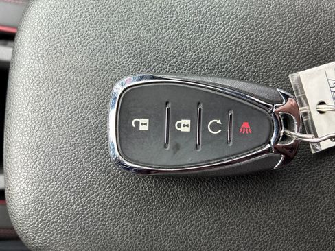 Used 2024 Chevrolet TrailBlazer RS AWD/4WD image 31