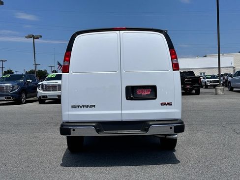 New 2026 GMC Savana 3500 Extended w/ Driver Convenience Package RWD image 8