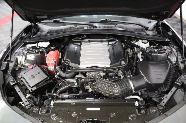 Used 2018 Chevrolet Camaro SS RWD image 63