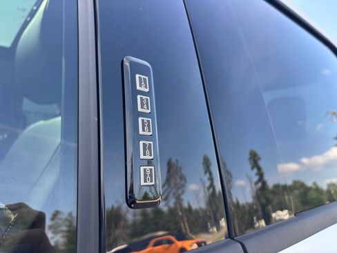 Used 2024 Ford F350 Lariat w/ Tremor Off-Road Package AWD/4WD image 13