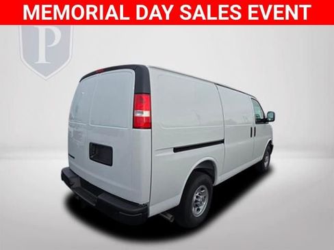 New 2025 Chevrolet Express 2500 w/ Driver Convenience Package RWD image 5