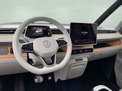 New 2025 Volkswagen ID. Buzz 1st Edition image 9