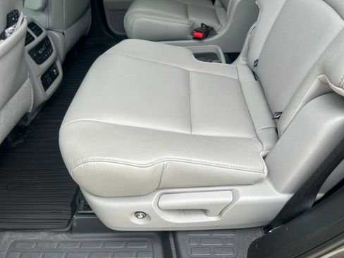Used 2019 Honda Pilot Touring image 31