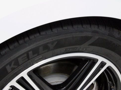 Certified 2024 Ford Mustang Premium image 20