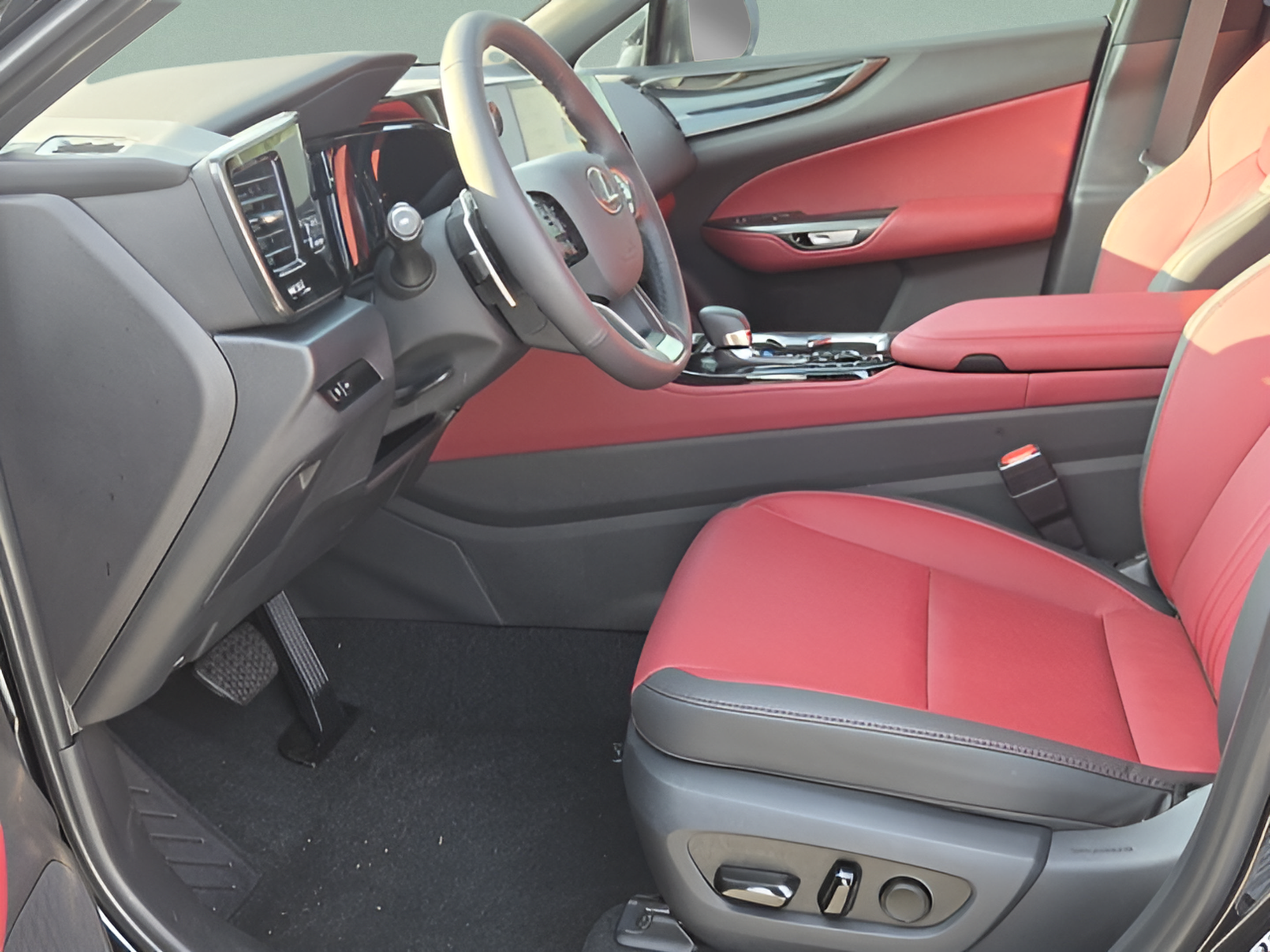 New 2026 Lexus NX 350 AWD w/ Cold Area Package image 12
