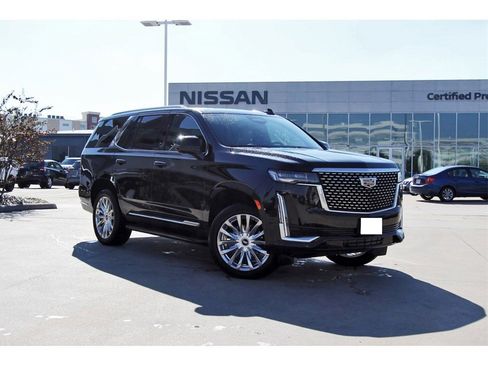 Used 2024 Cadillac Escalade Premium Luxury image 1