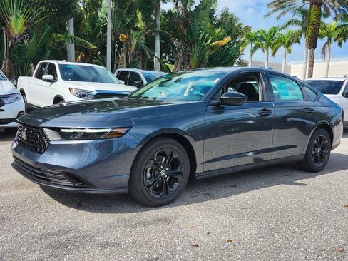 New 2025 Honda Accord SE image 3