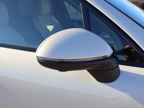 New 2026 Porsche Cayenne image 15