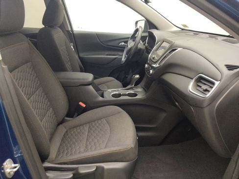 Used 2021 Chevrolet Equinox LT FWD image 21