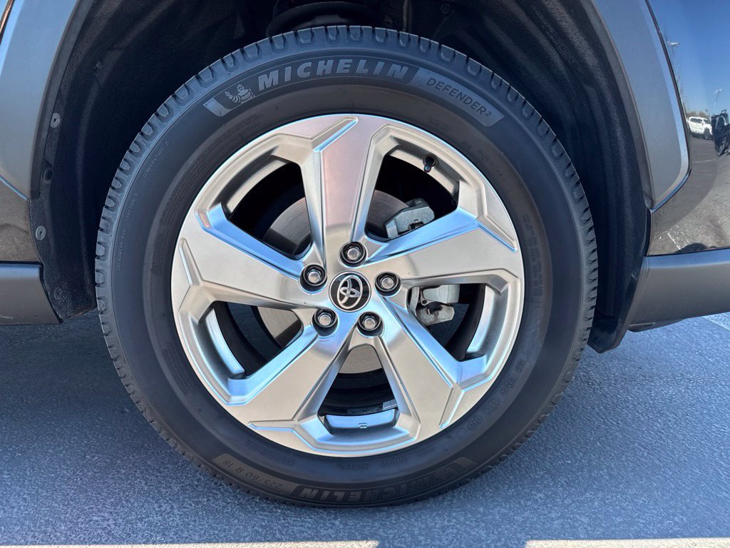 Certified 2021 Toyota RAV4 Limited AWD/4WD image 31