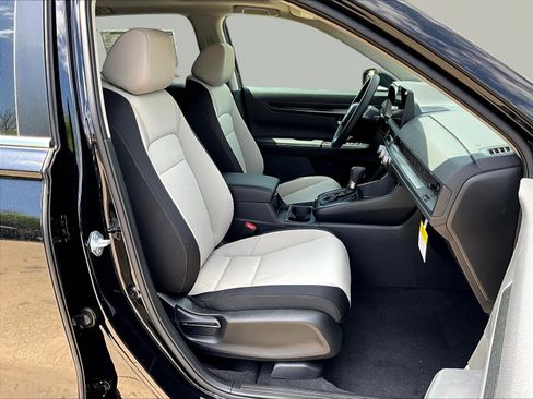 New 2026 Honda CR-V EX image 19